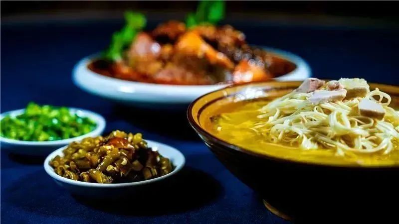 邛崃南宝山旅游攻略,邛崃旅游攻略坐车路线