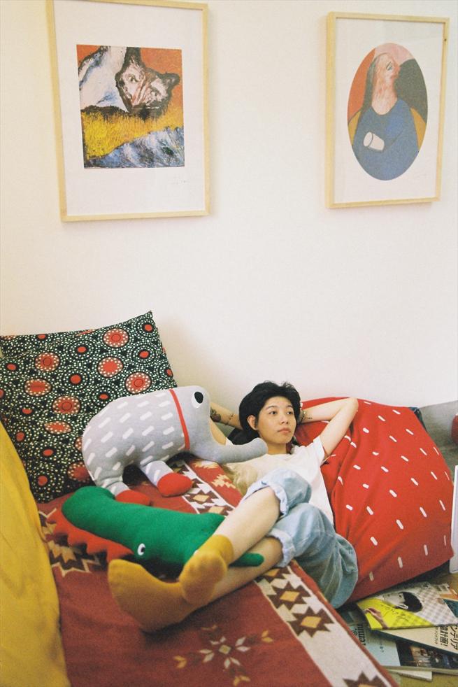 被甲方砸掉饭碗，她靠“最会搞颜色”的淘宝店逆袭，跟山寨杠到底