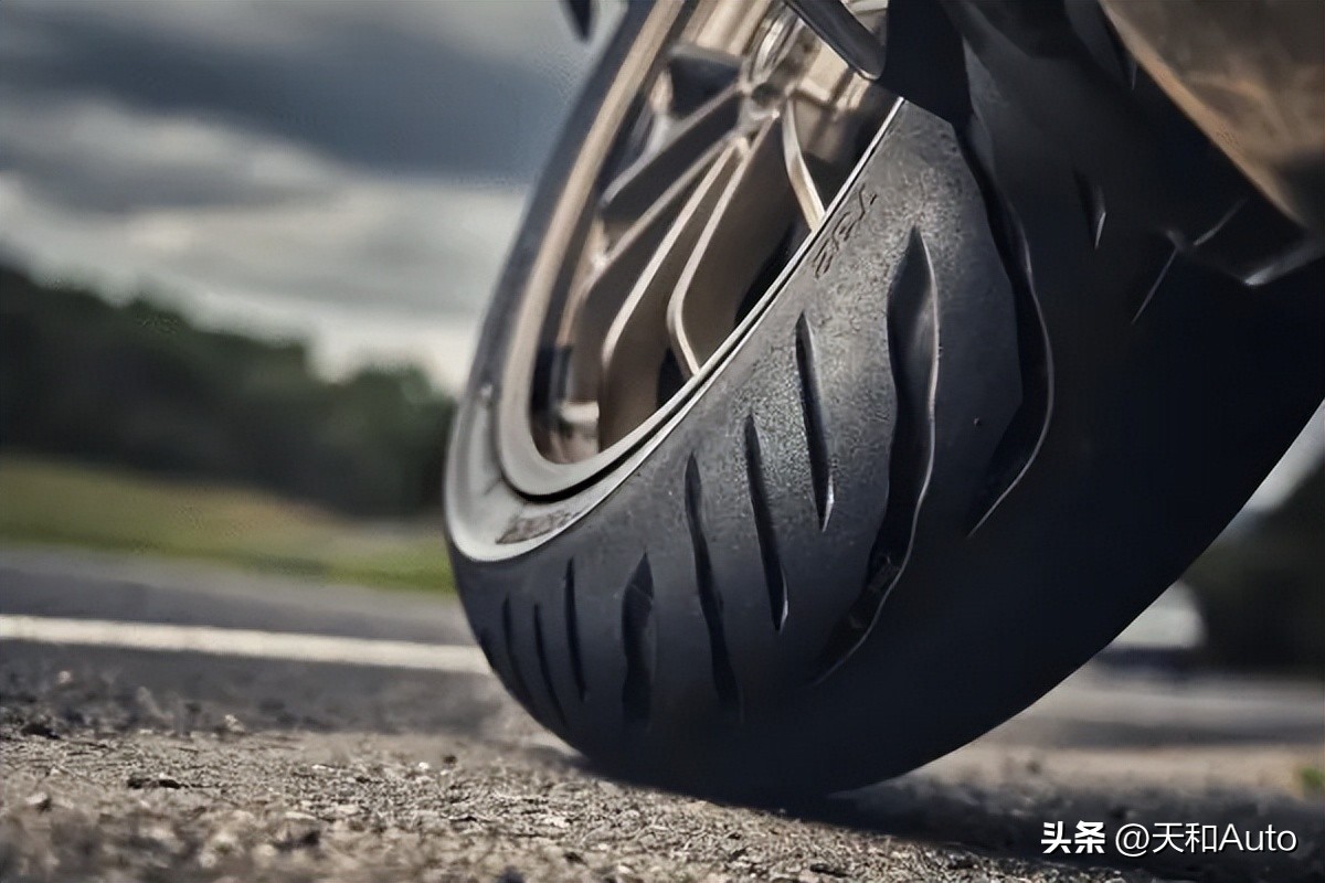 摩托车轮胎改装宽度违法吗,摩托轮胎改装注意事项