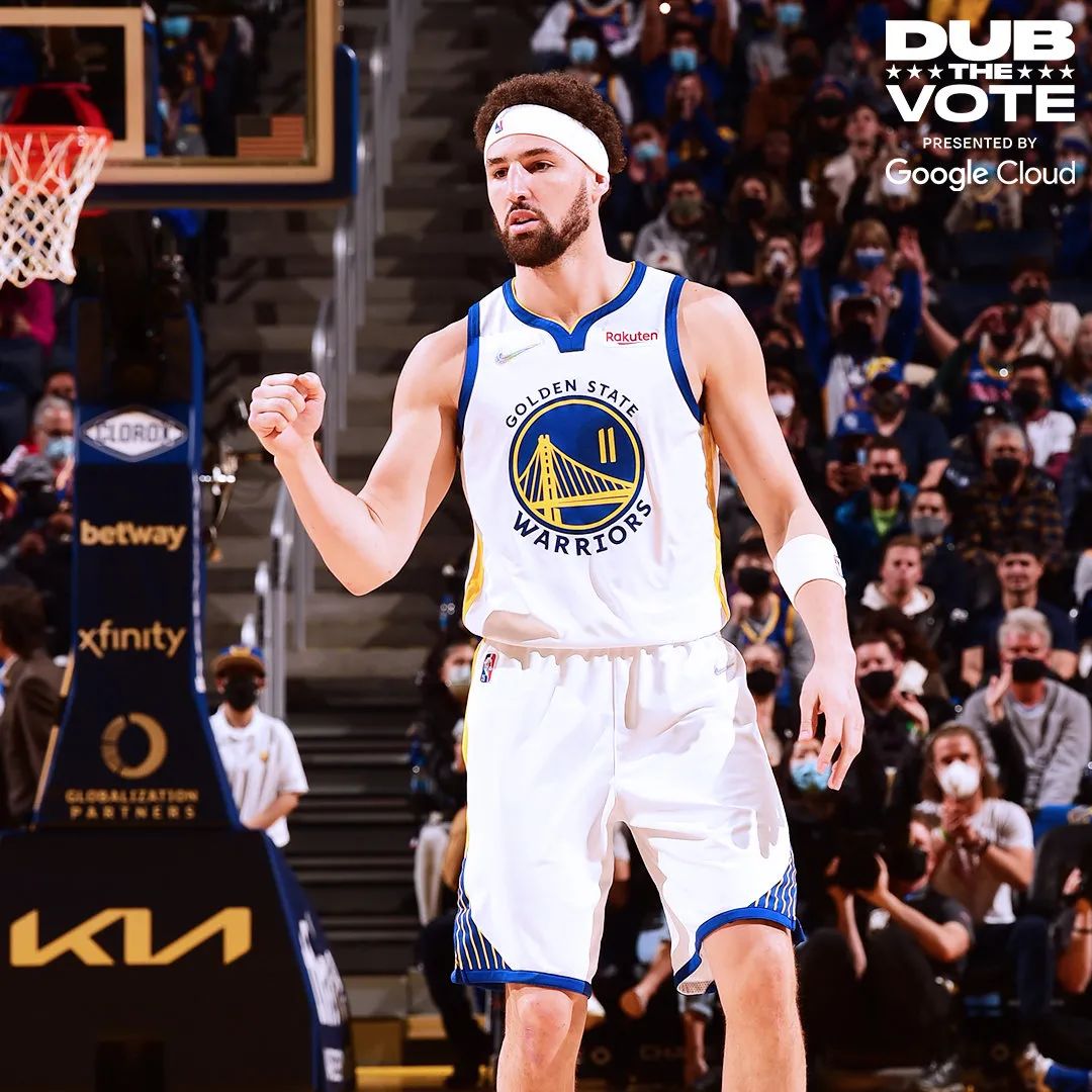 克莱汤普森复出之战库里反应,克莱复出暴扣库里