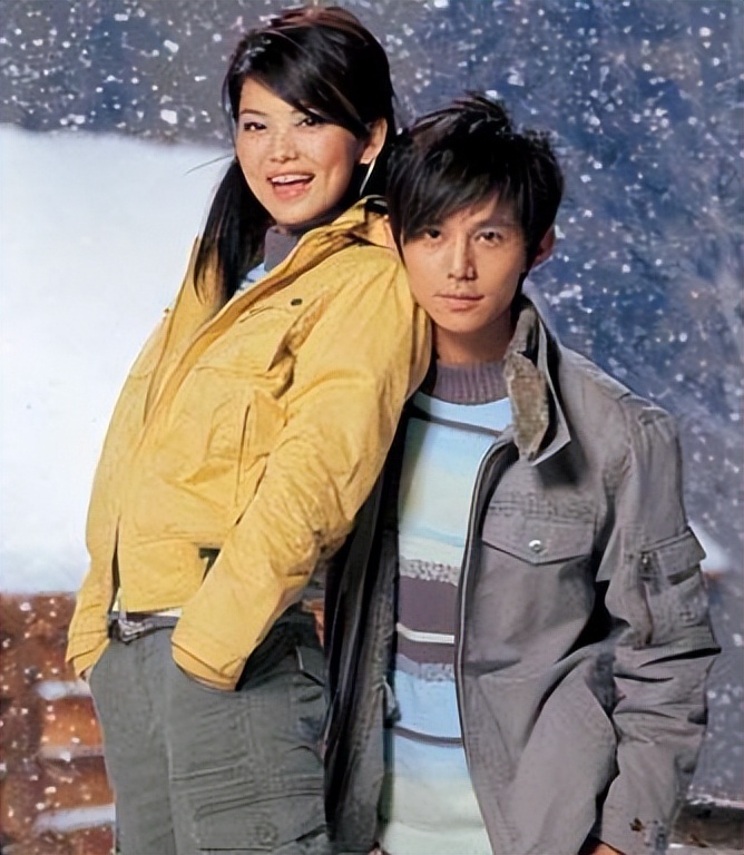 李湘一顿早餐5000块钱原版,李湘大s别墅对比