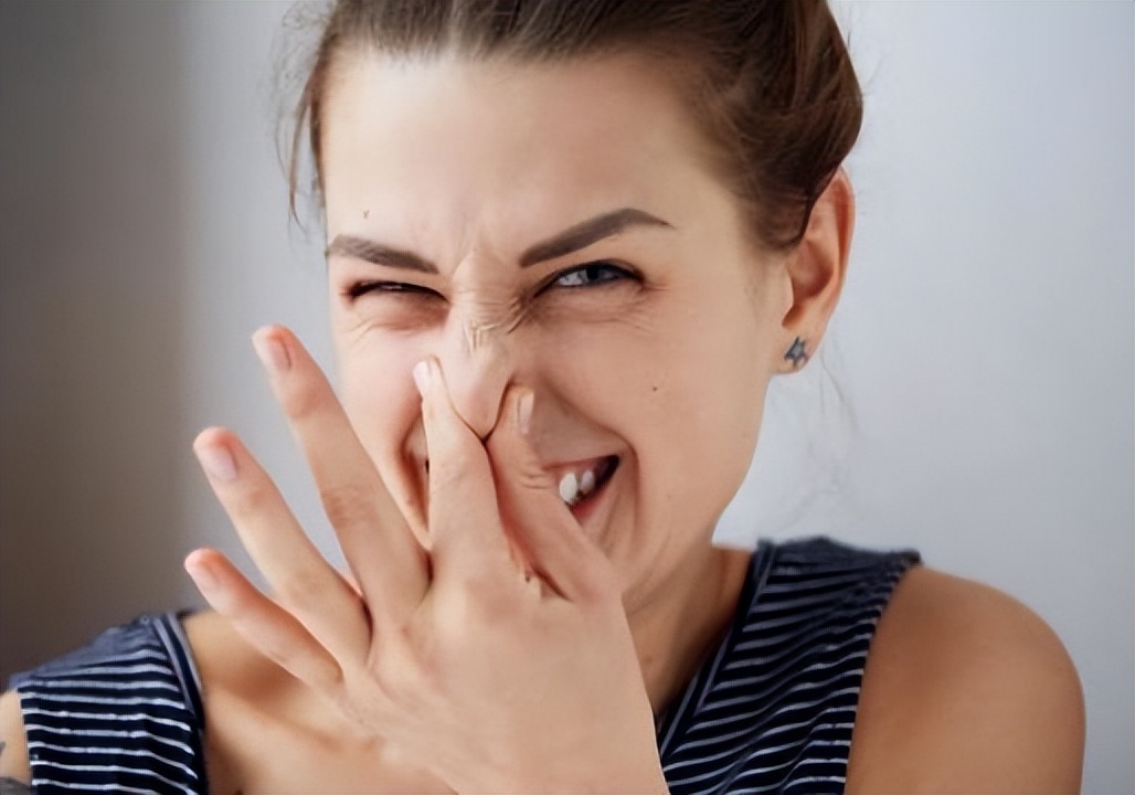 女性有异味发臭用什么药,女性身体发臭异味用什么药