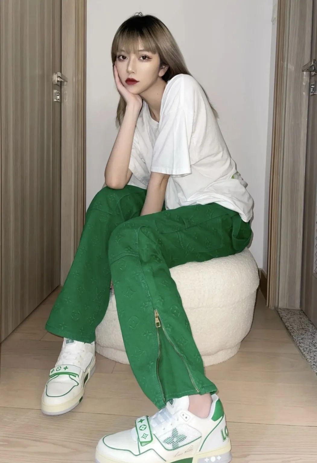 LV最新爆款鞋一双成瘾，有人一口气连买10双