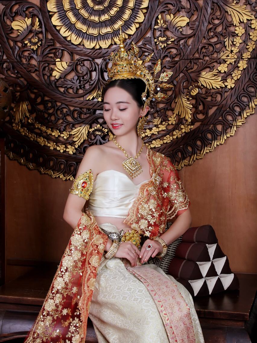 泰国服饰的从古至今的变化,泰国传统服饰和中国传统服饰