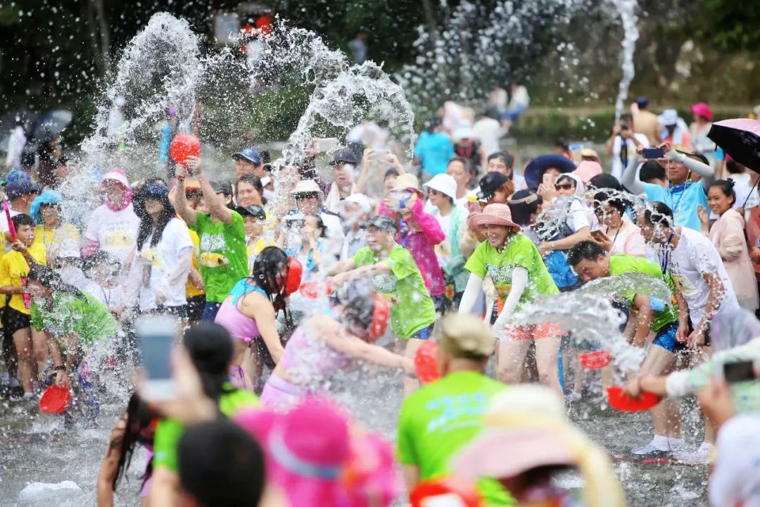 海美、小吃巨好吃！这个神还原游戏世界的小城，不该这样被埋没！