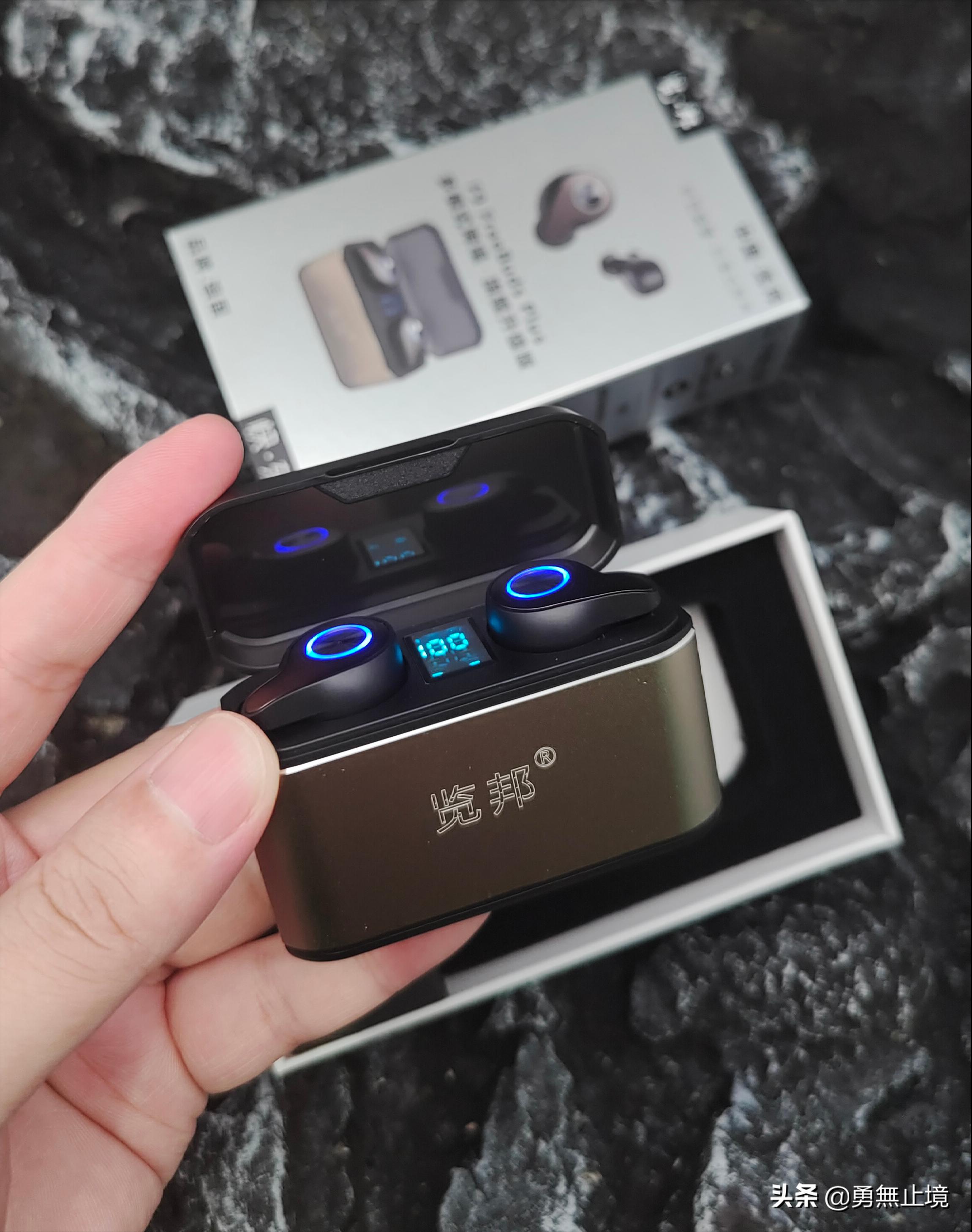 蓝牙耳机选择哪一款比较好,蓝牙耳机选哪一款比较好