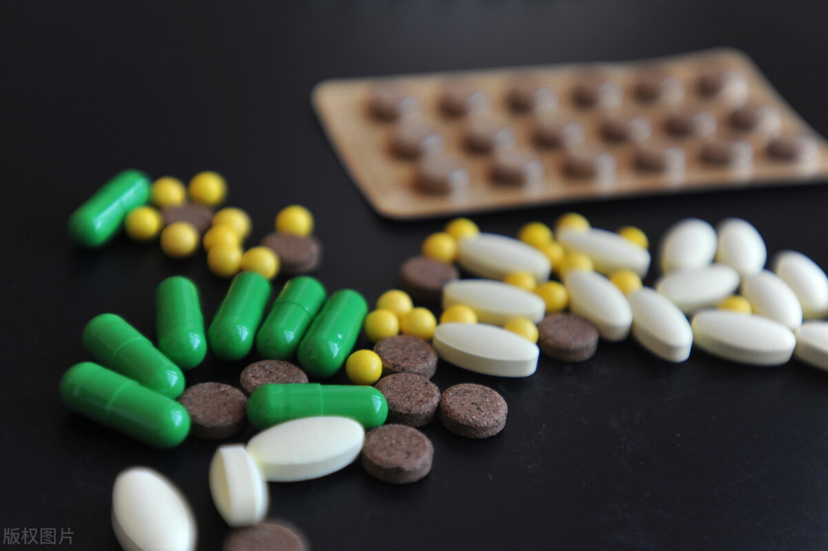 抗新冠病毒口服小分子药物,抗新冠早期用药