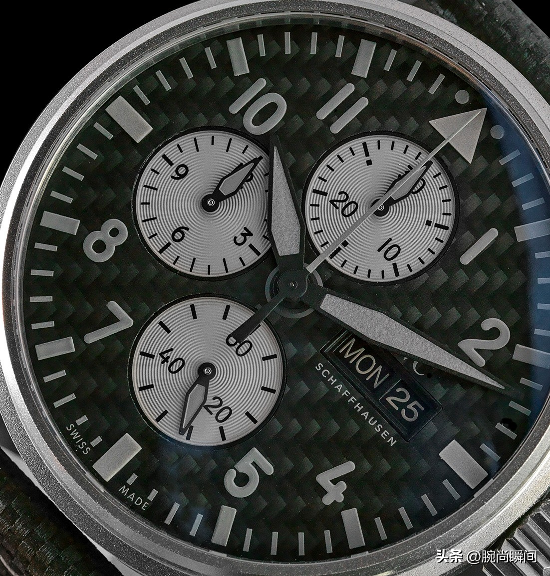 万国飞行员amg特别款,万国飞行员amg限量版能配正装吗