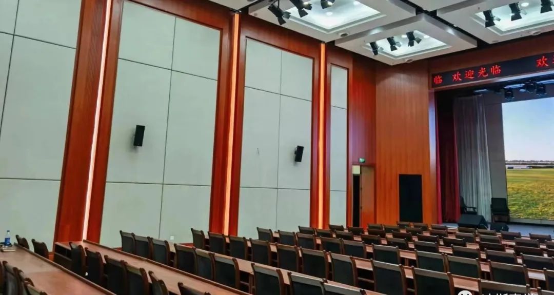 desfine杩柉楂樼鍝佺墝,desfine闊冲搷