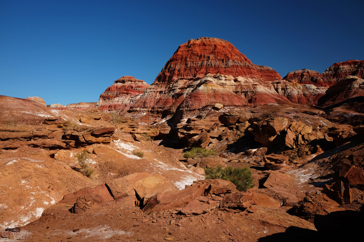 具有新疆特色的绘画的作品图文,最美新疆绘画作品图文