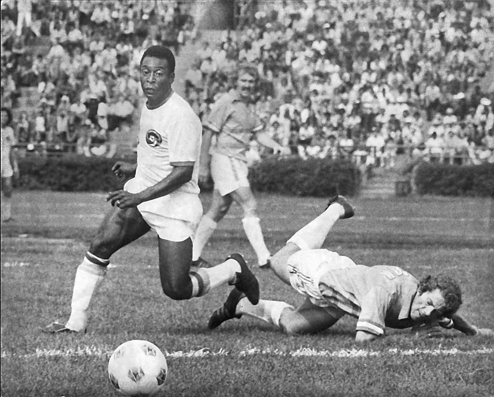 巴西球王贝利传奇的一生,巴西球王贝利有多牛