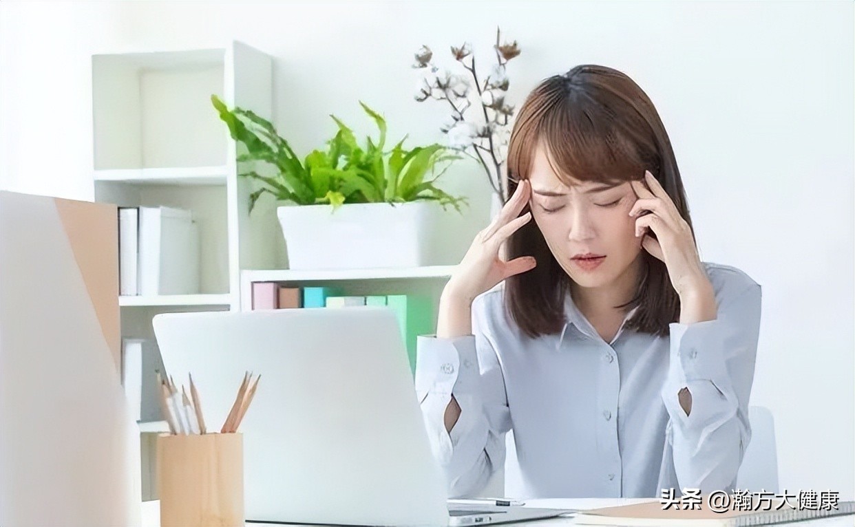 睡觉起来头痛是什么原因怎么解决,睡一觉起来头爆炸疼