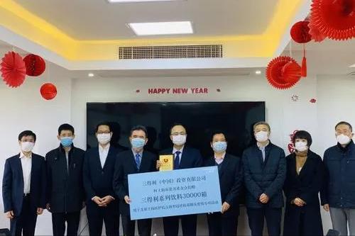 三得利乌龙茶和农夫山泉东方树叶,日本三得利与中国饮料企业对比