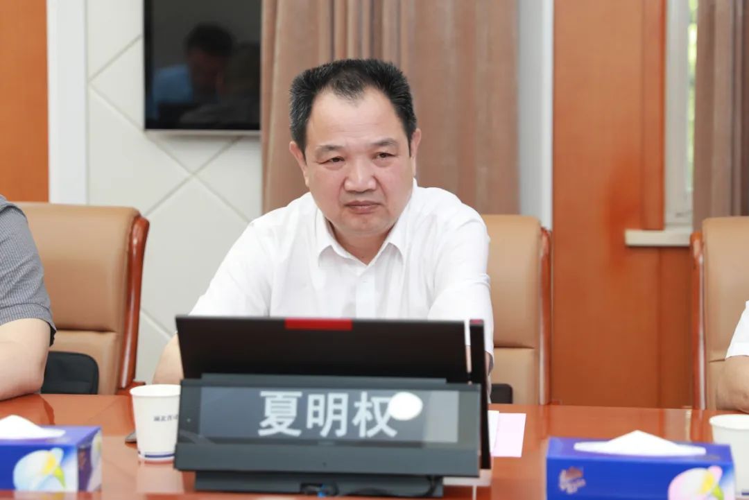 共商加强法治共同体建设推动行政争议实质性化解——游劝荣院长一行走访湖北省司法厅