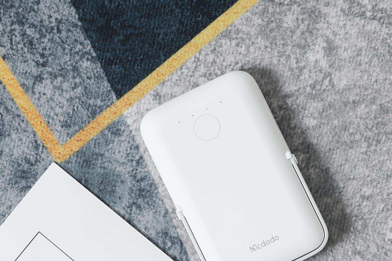 摊牌了，是冲着苹果来的，麦多多磁吸充电宝这颗果熟了：白菜价？