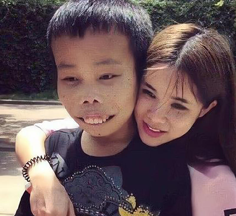 农村娃陈山,最丑网红陈山现状