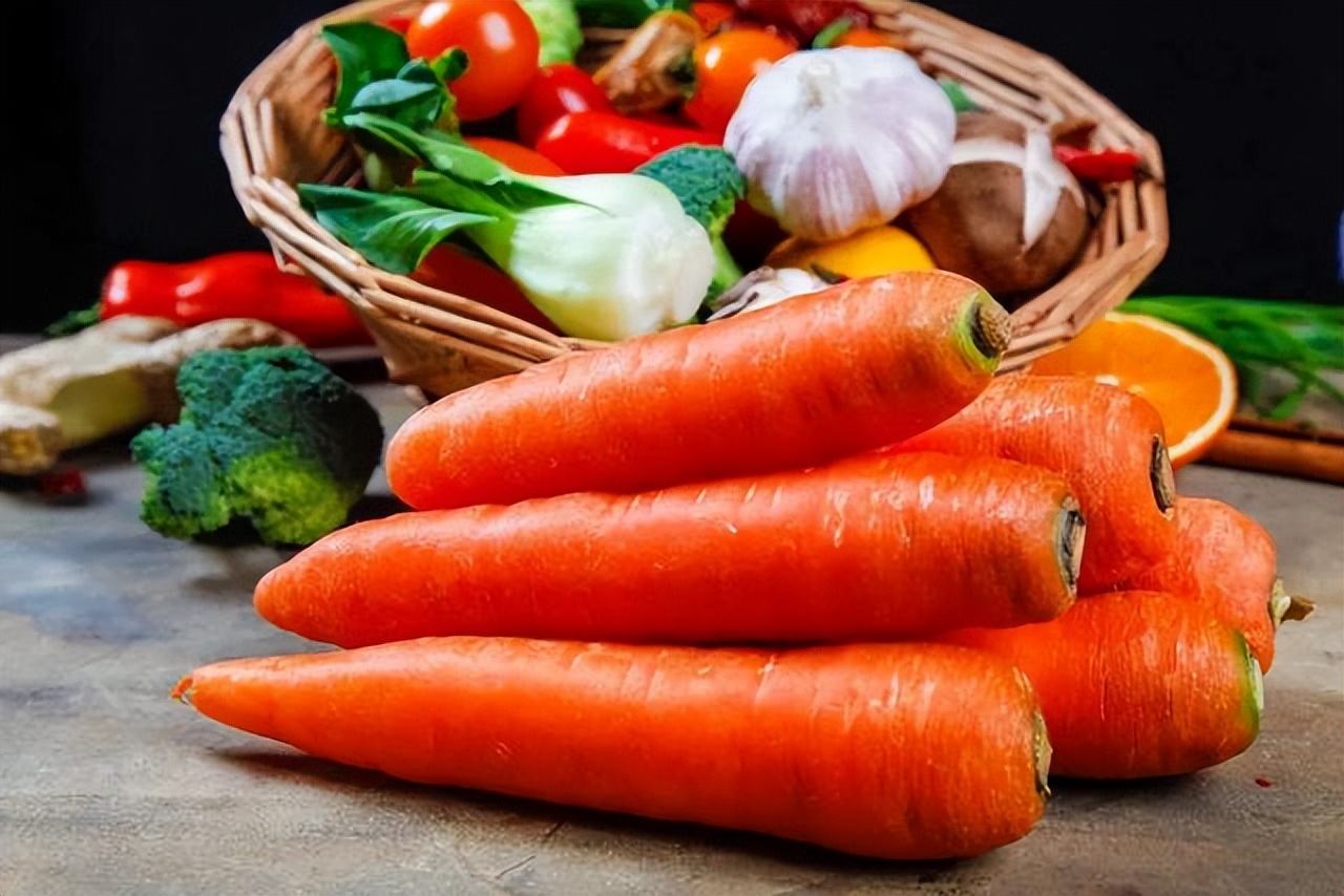 慢性咽炎吃什么好得快不反复,慢性咽喉炎发作吃什么最有效