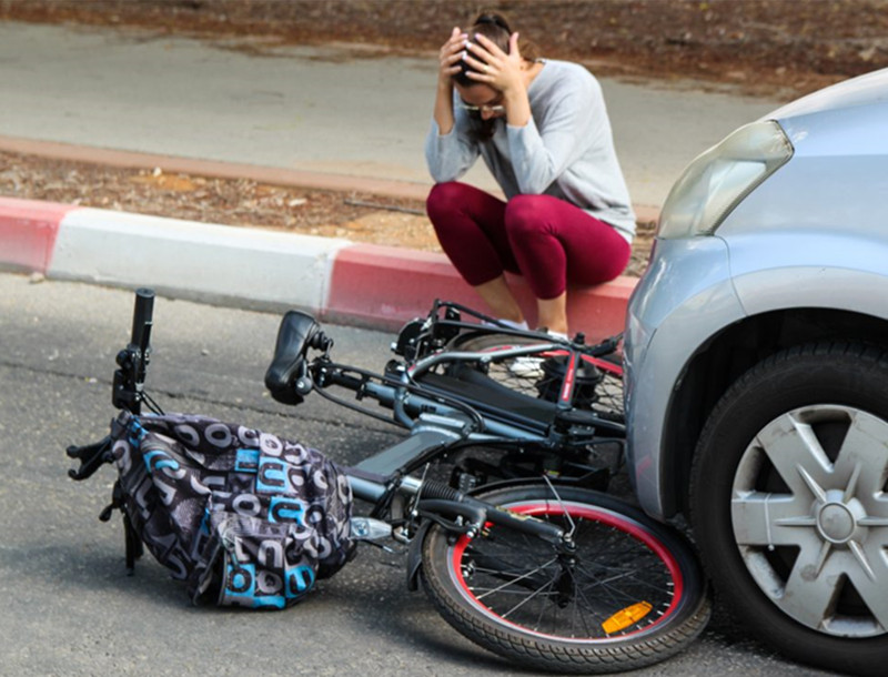 左侧胫骨平台骨折但是能走路,胫骨平台骨折一定会诱发关节炎吗