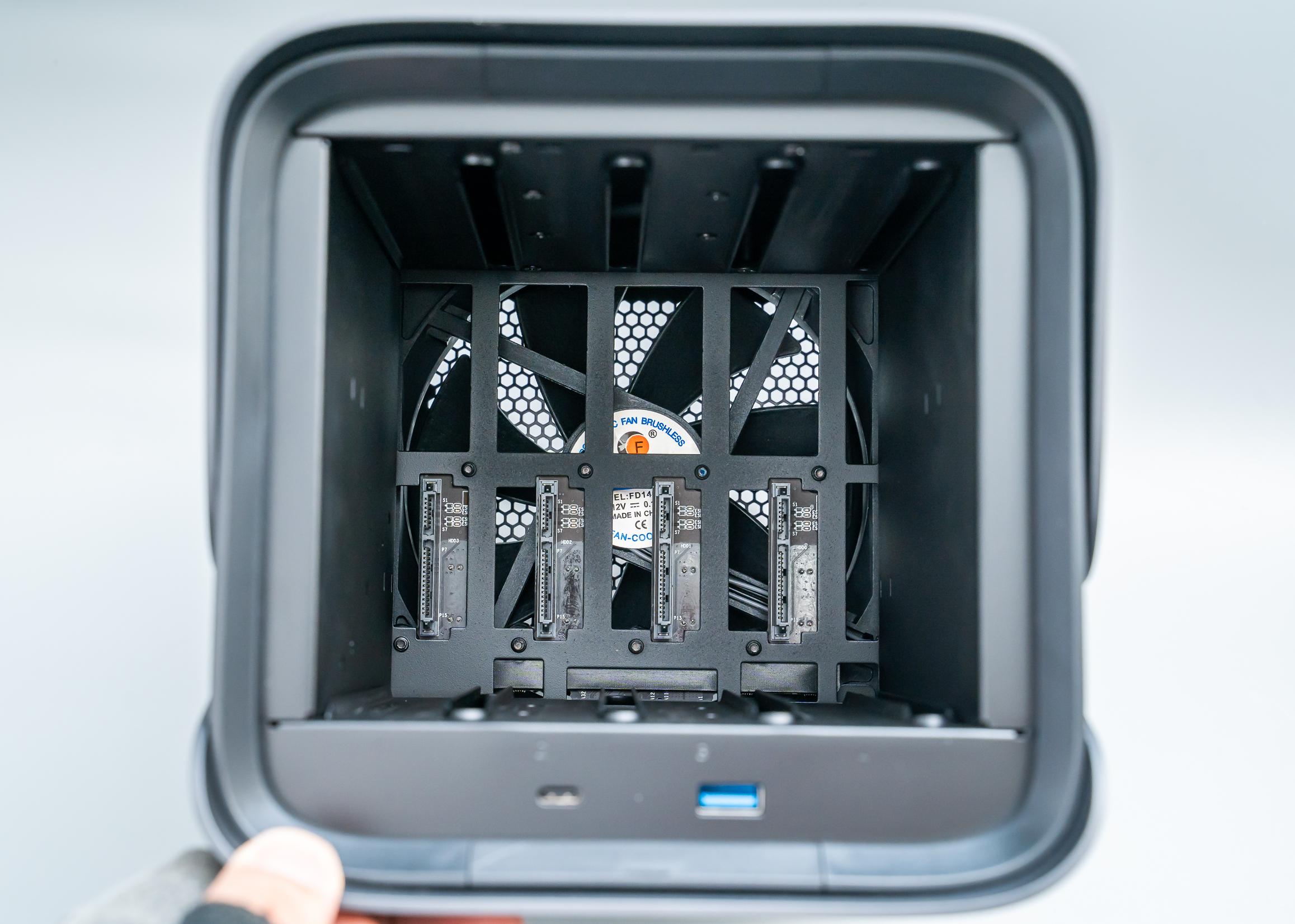 鏋佺┖闂磟4瀵规瘮缁胯仈nas,nas瀵规瘮z4s