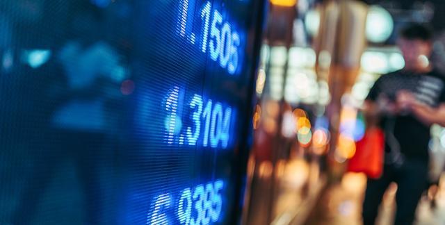 港股周五大跌周一a股也会大跌吗,港股a50下跌的原因