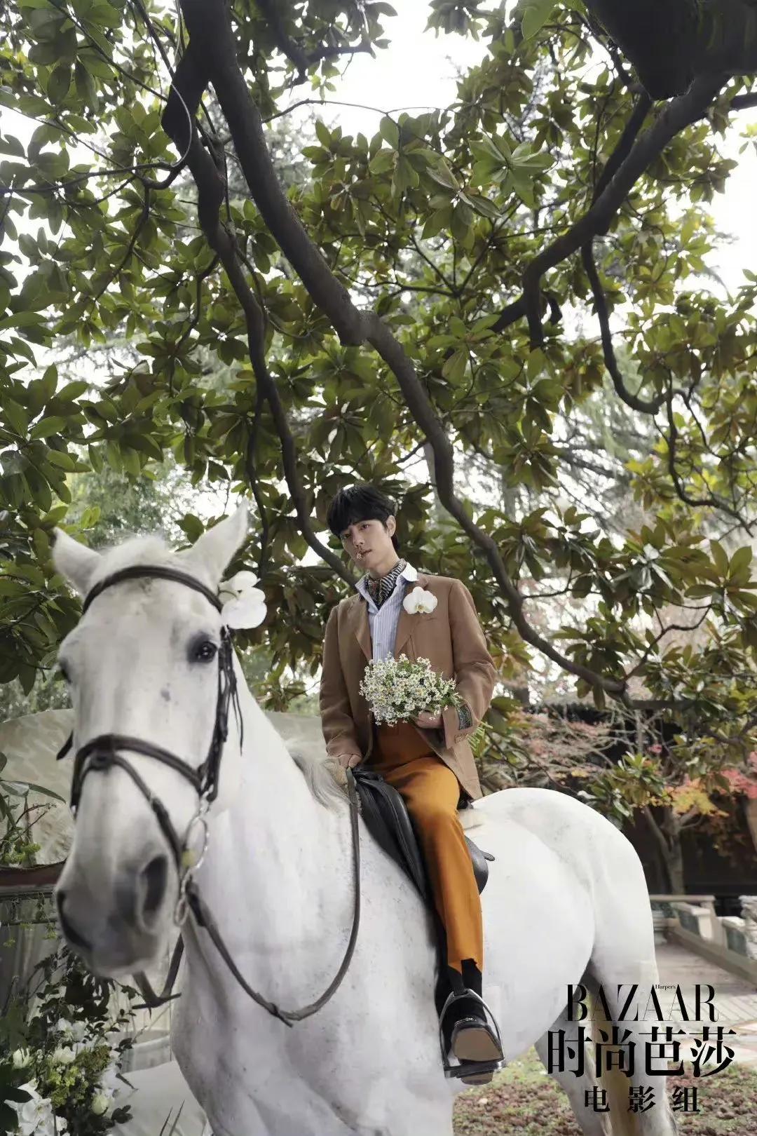 时尚芭莎肖战和谁拍过,时尚芭莎肖战年度盛典照片