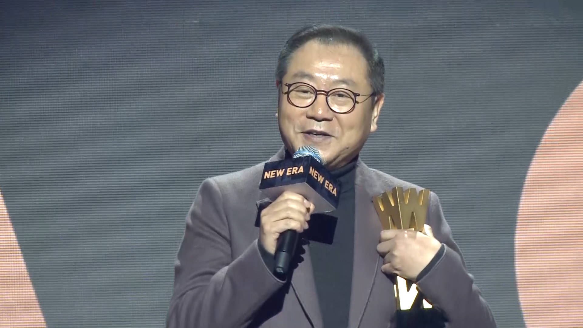 范伟离开赵本山的原因,高秀敏谈范伟离开赵本山