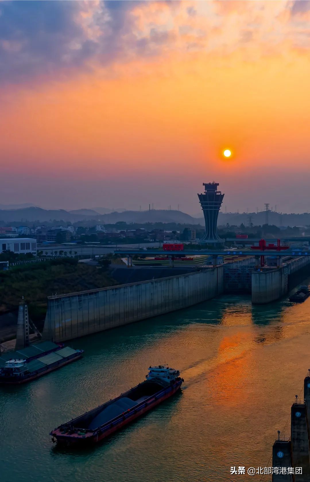 绔崍澶曢槼鏄熺┖鎽勫奖,绔崍鎽勫奖浣滃搧