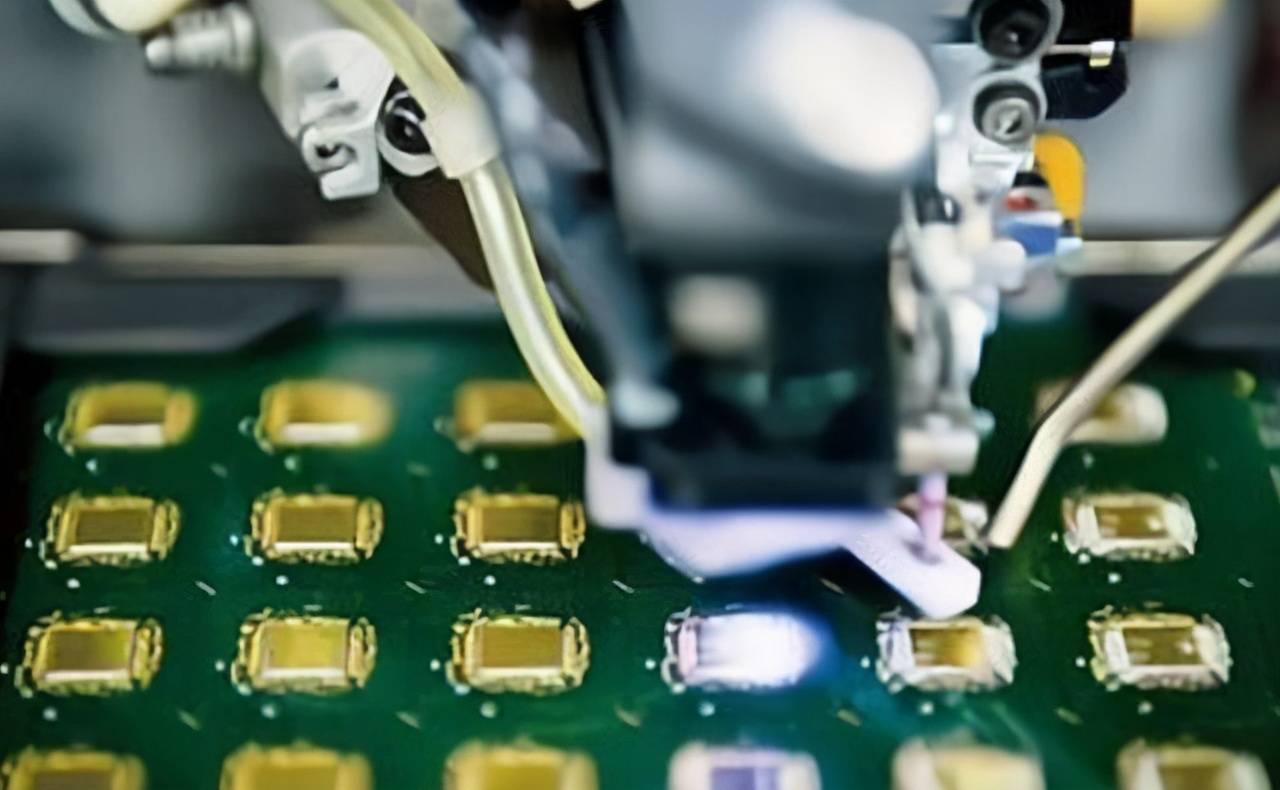 中芯国际禁止向华为供货,中芯国际为何遵守禁令