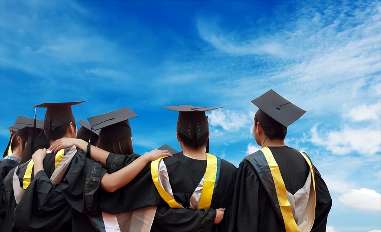 解放军文职人员2023招聘要求,2023军队文职招聘要求