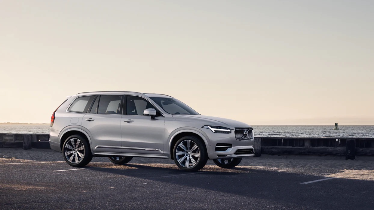 吉利2024星瑞试驾评测,吉利星瑞和沃尔沃s40