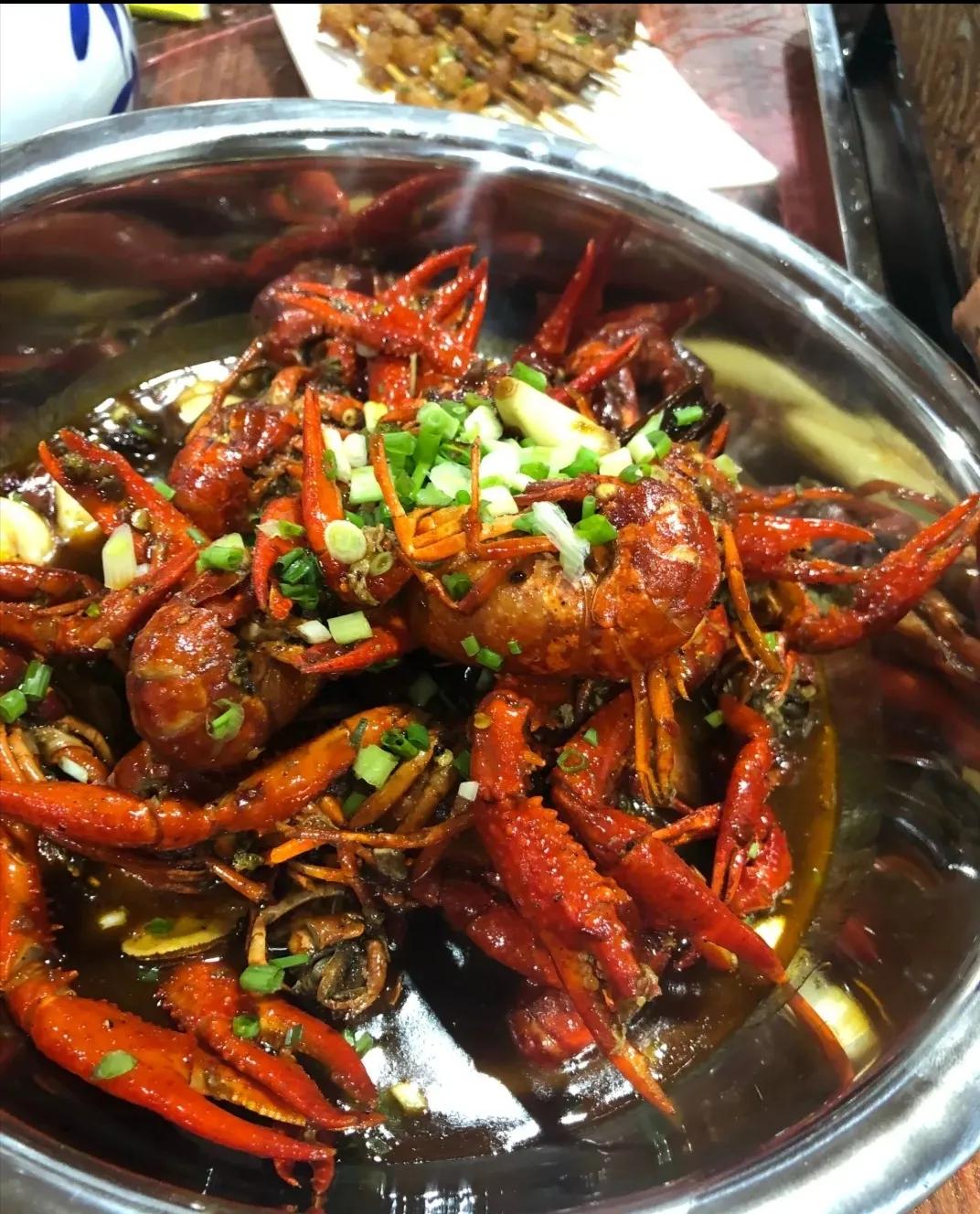 王记矮子王火锅老板,王记矮子王火锅共有多少个店