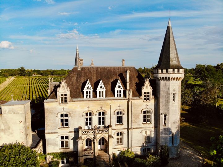 波尔家庄园干红,波尔家红酒价格查询