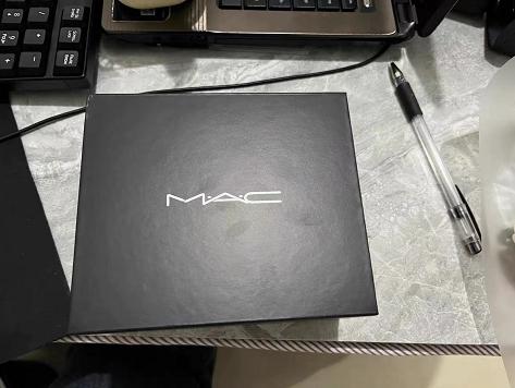 高价大牌在唯品会便宜卖？业内人士：便宜是有原因的