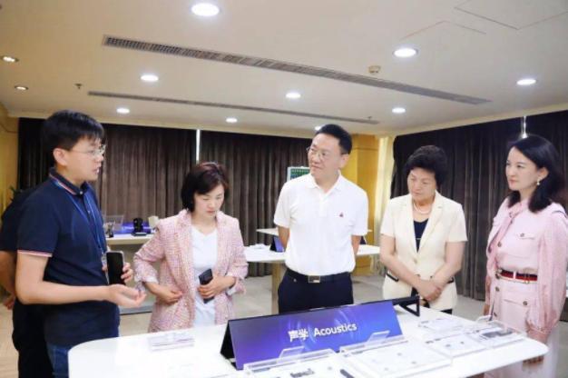 她是苹果第二大供应商，每年赚走苹果100多亿，吴春媛到底有多牛