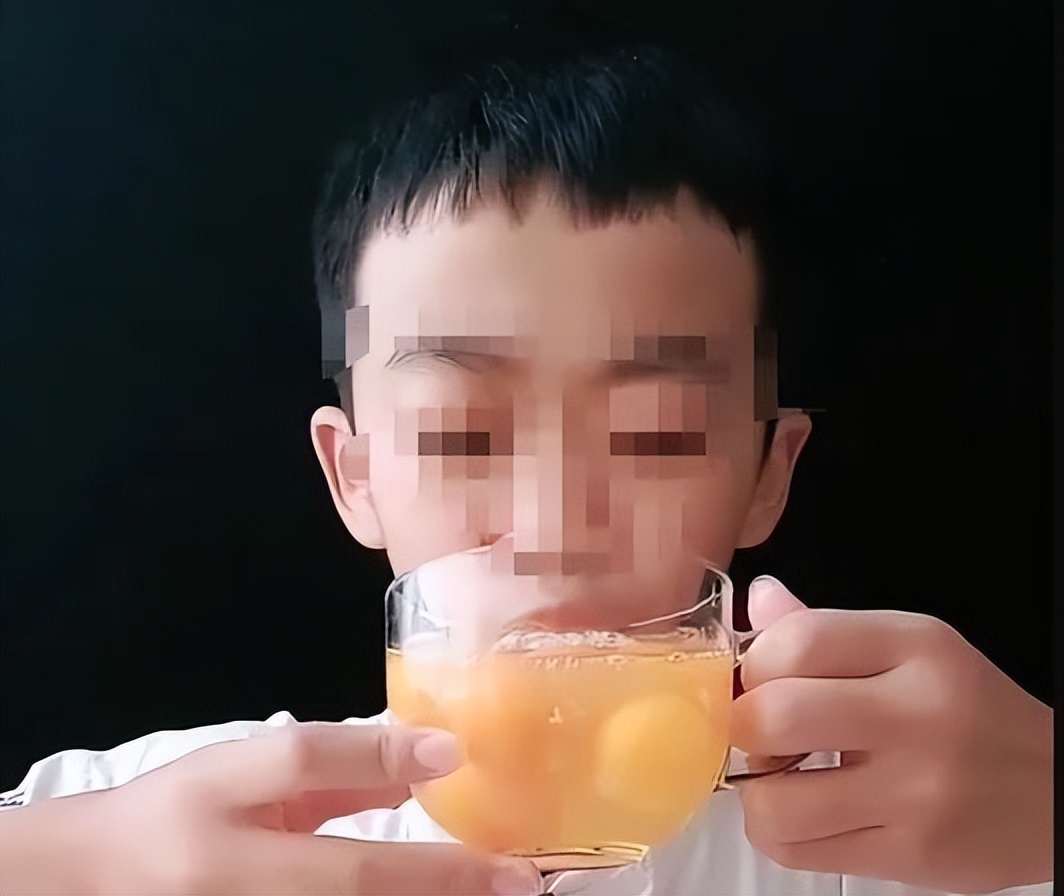 网红女主播吃大白鲨调查后续,网红被爆料吃大白鲨