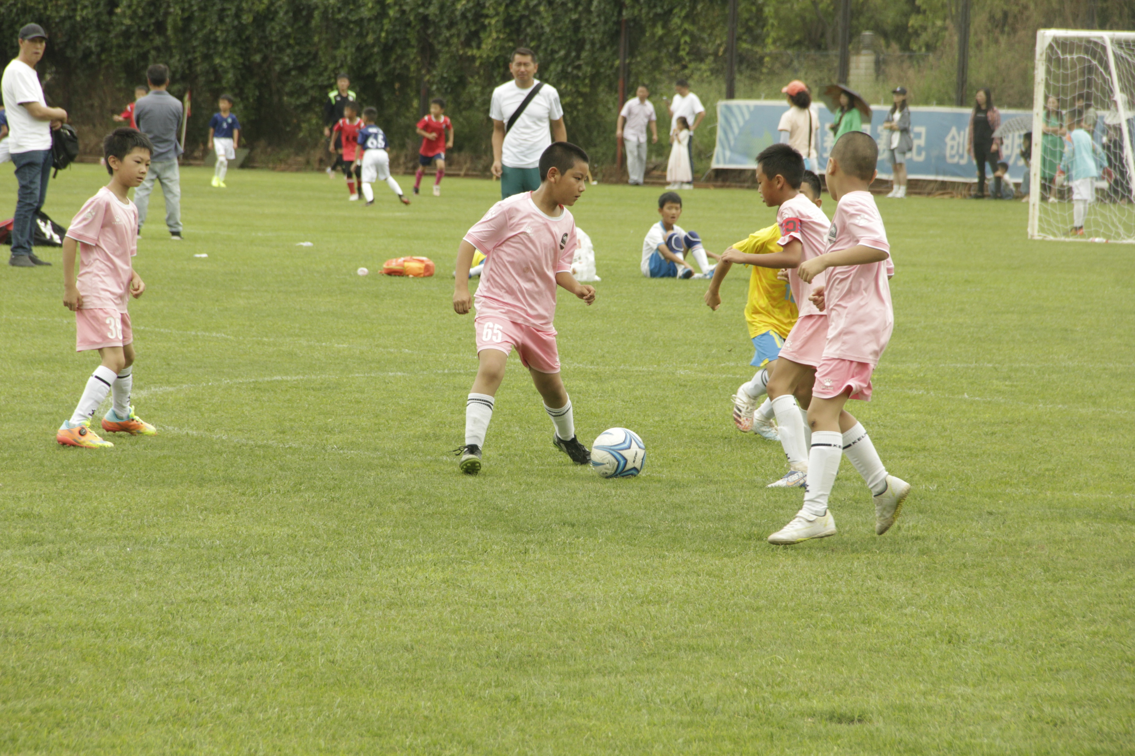 昆明儿童奋进杯,昆明市第二届青少年足球赛