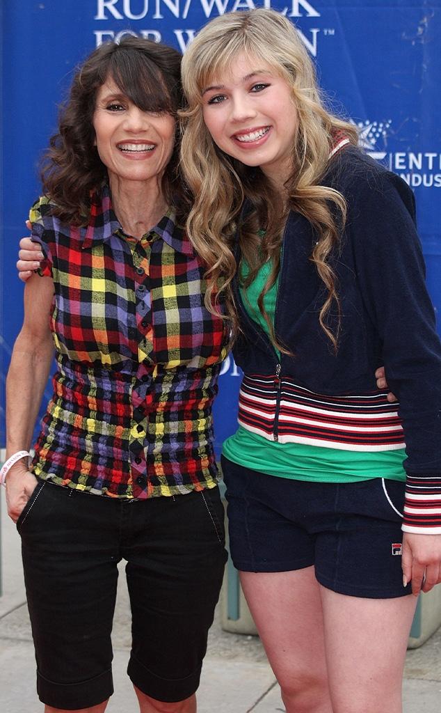 6岁童星被父母当摇钱树,欧美童星被父母当成摇钱树