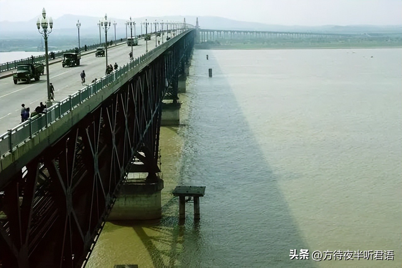 九十年代南京城老照片,以前的南京城的老照片