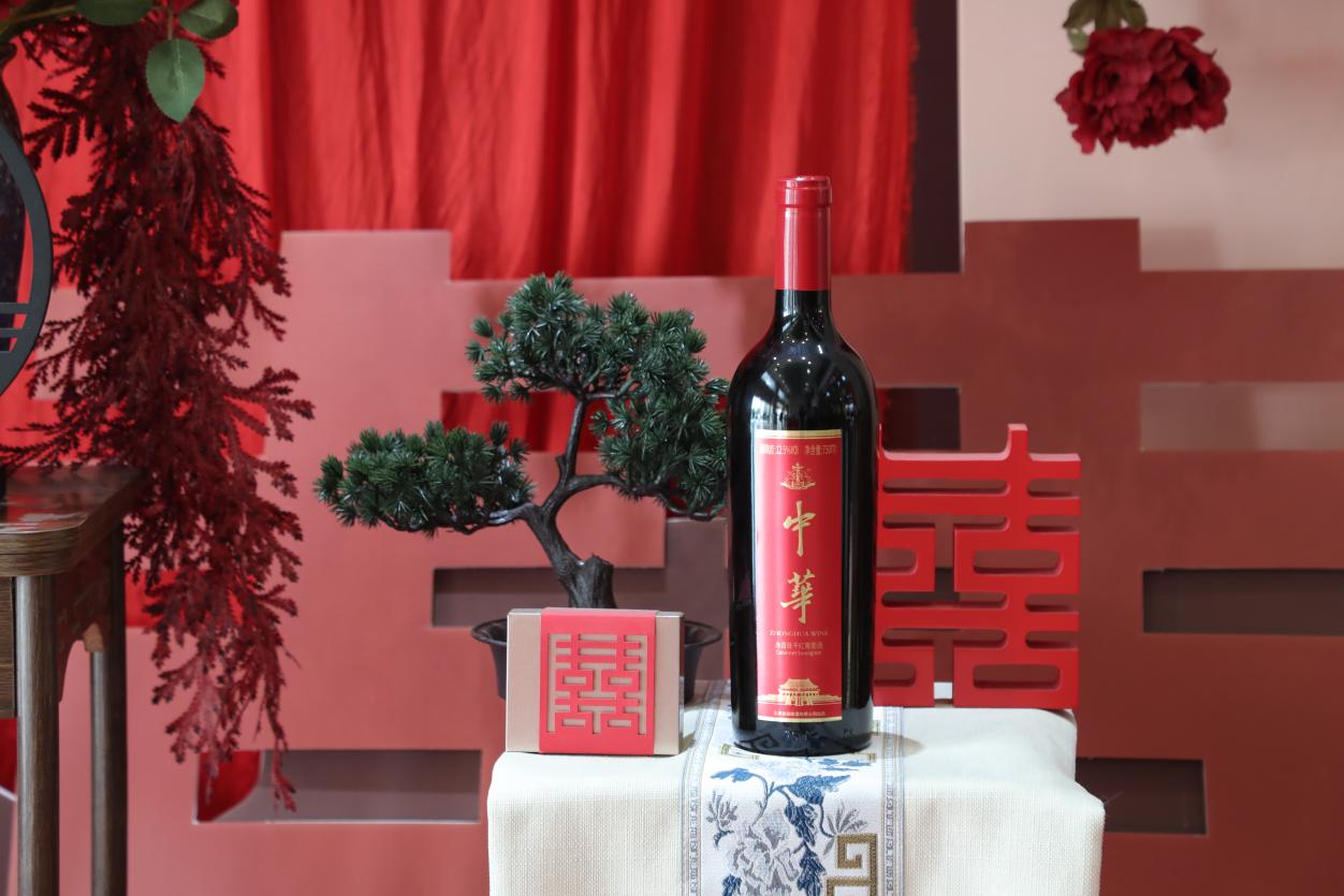 中华红酒婚礼救星！意外之喜成为派对焦点！