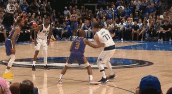 大回环投篮造犯规还算吗,你求而不得的是别人