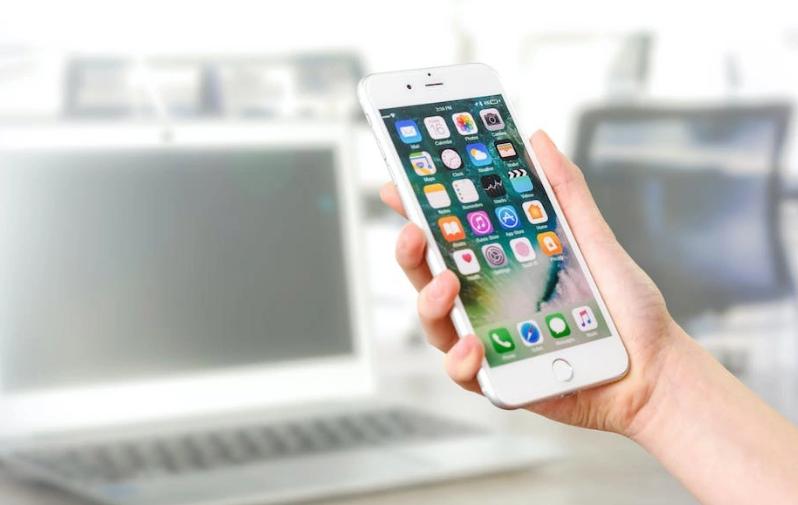 俄罗斯对苹果开12亿罚单 (苹果制裁俄罗斯会影响苹果销量吗)