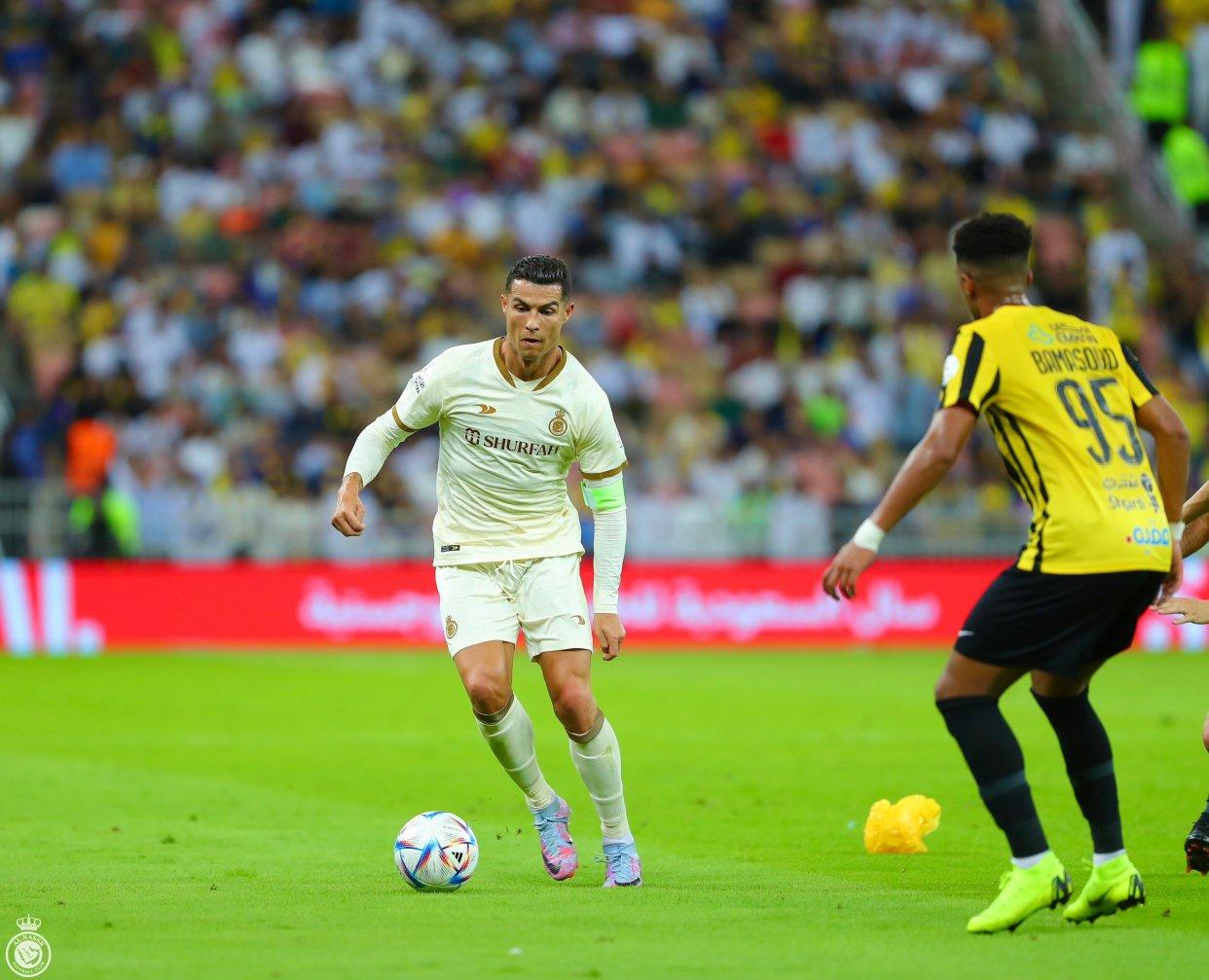 曼联十大精彩瞬间,尤文图斯vs曼联c罗凌空斩