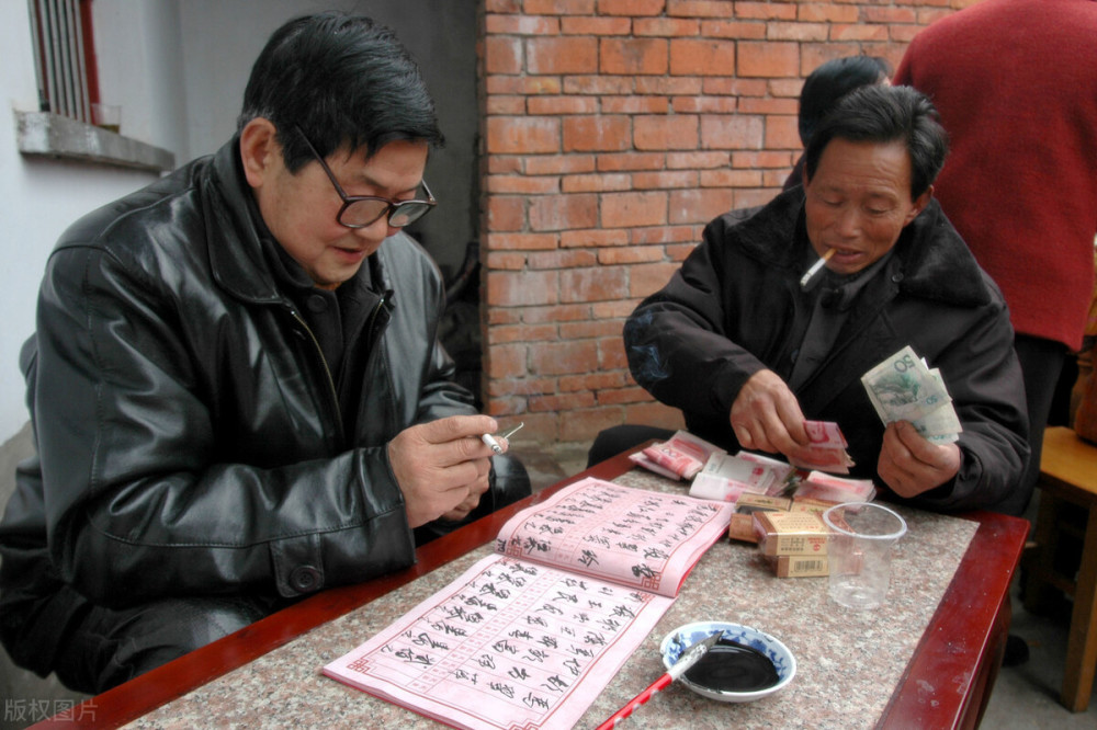 丧事随礼钱有什么讲究和忌讳,外公丧事随礼钱有什么讲究