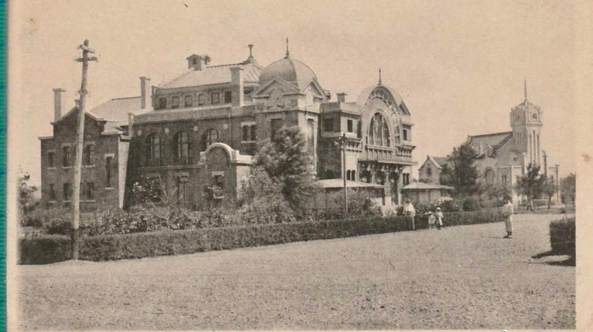 清末老照片晚清名伎貌美如花,老照片清末旗人贵妇貌美