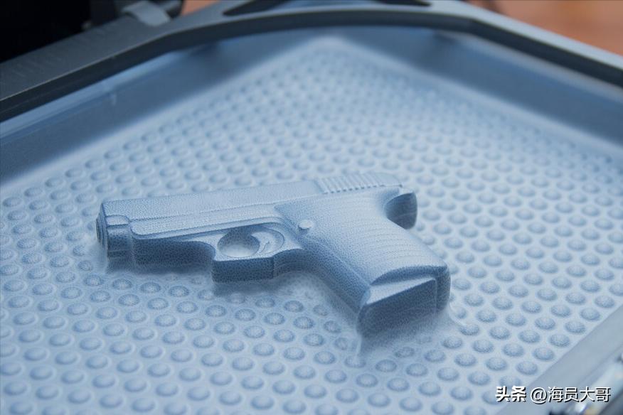 船到美国，船员体验当地人的生活，一升汽油一块钱，真是差距大