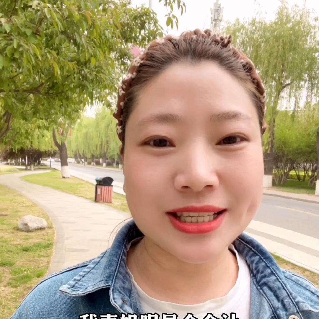 住家带孩子保姆多少钱一个月啊,24小时带孩子住家保姆多少钱一月