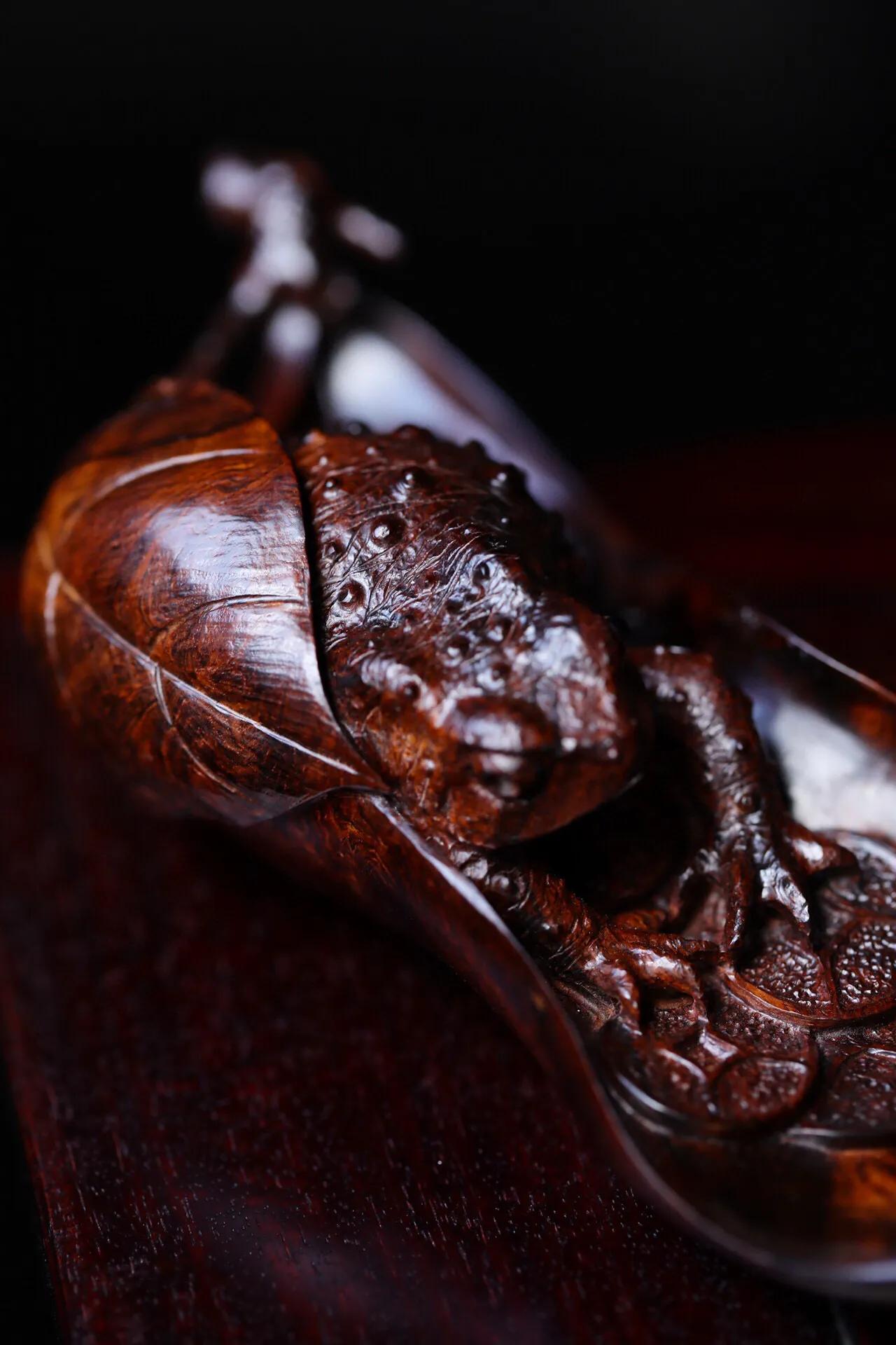 吐宝金蟾葫芦,海南黄花梨雕刻金蟾吊坠