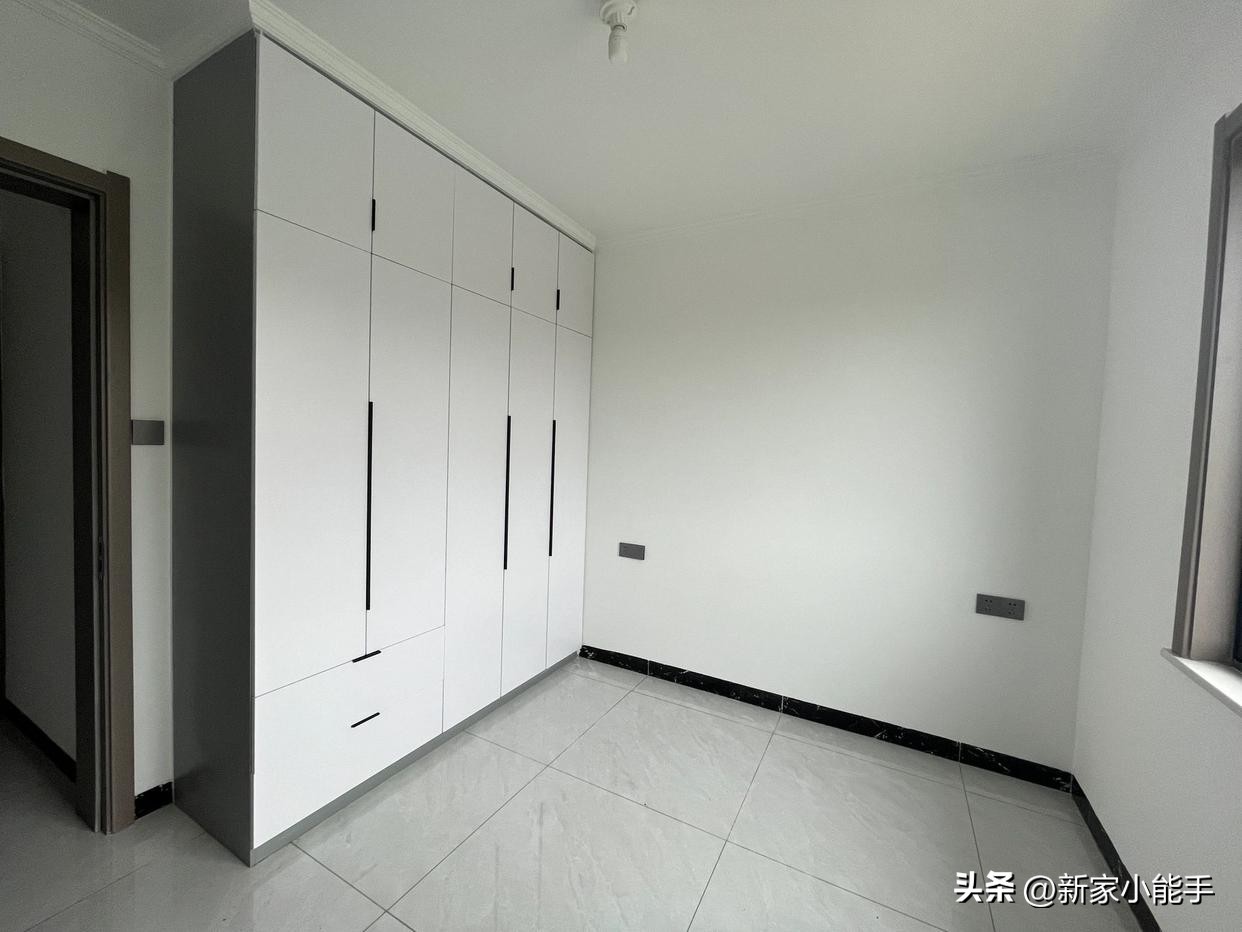 小平米极简装修不做电视墙,全屋装修不做天花效果图