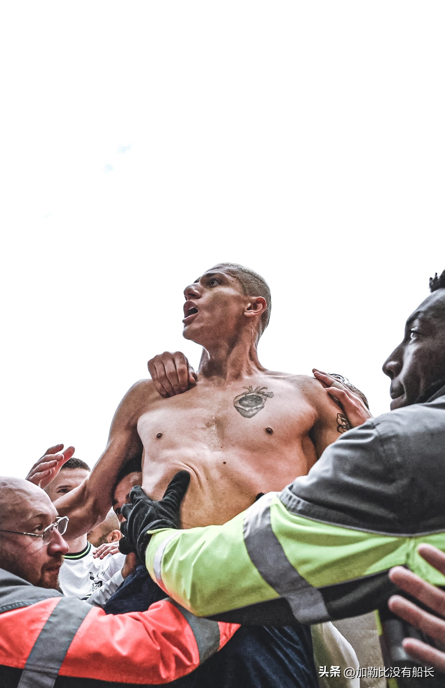 热刺惨遭富勒姆零封,热刺2比1绝杀9人利物浦