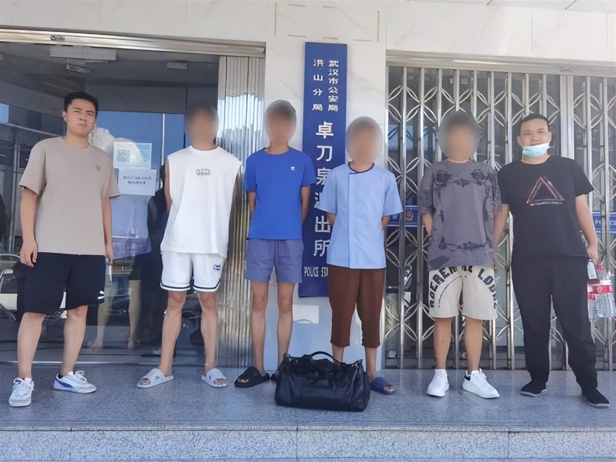 偷价值上百万名表,100多万名表被盗